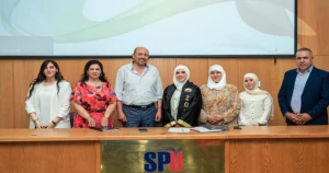 إنجاز غير مسبوق: الطالبة ديمة الكراد تحصل على العلامة الكاملة في مشروع تخرجها بكلية الطب